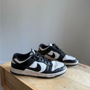 Nike low panda dunks black & white leather sneakers Womens 10